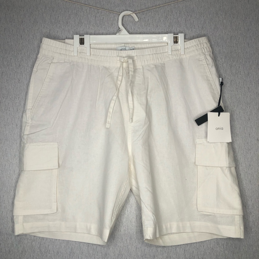 NWT Onia Shorts Men's XL White Linen Pull On Cargo Drawstring Quiet Luxury